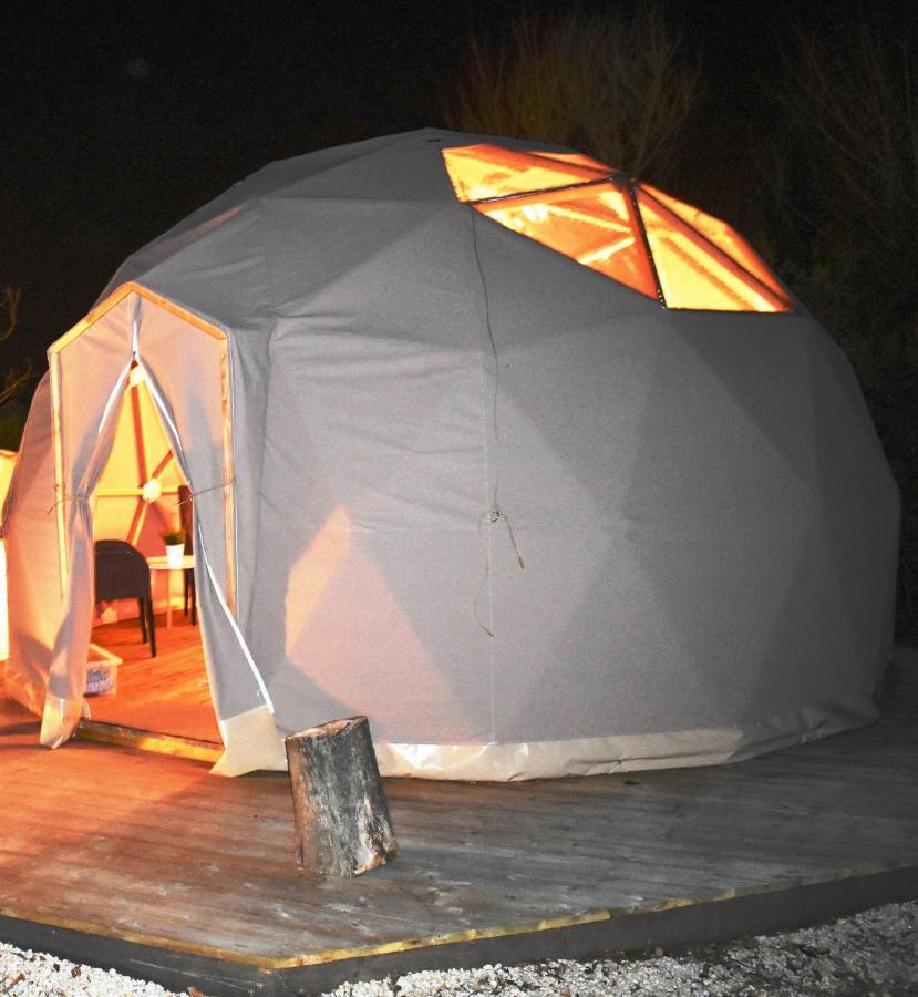Luxuszelt Bulle D'amour A 500 M De La *